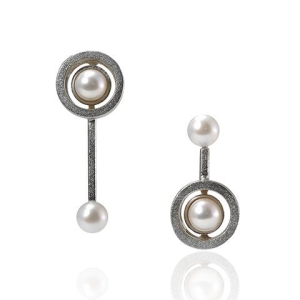 Circles & Pearls Asymmetric Earrings