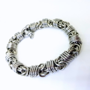 Byzantine Orbit Chainmaille Bracelet