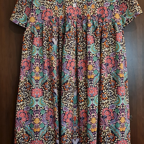 LuLaRoe Carly Dress. How five different sizes fit one person