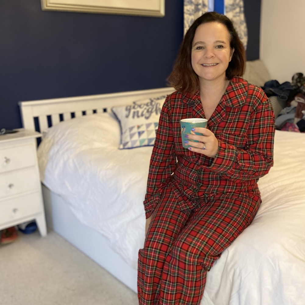 Despicable Me Womens Fleece Minion Ugly Sweater Pajamas Holiday Sleep Set  Medium 