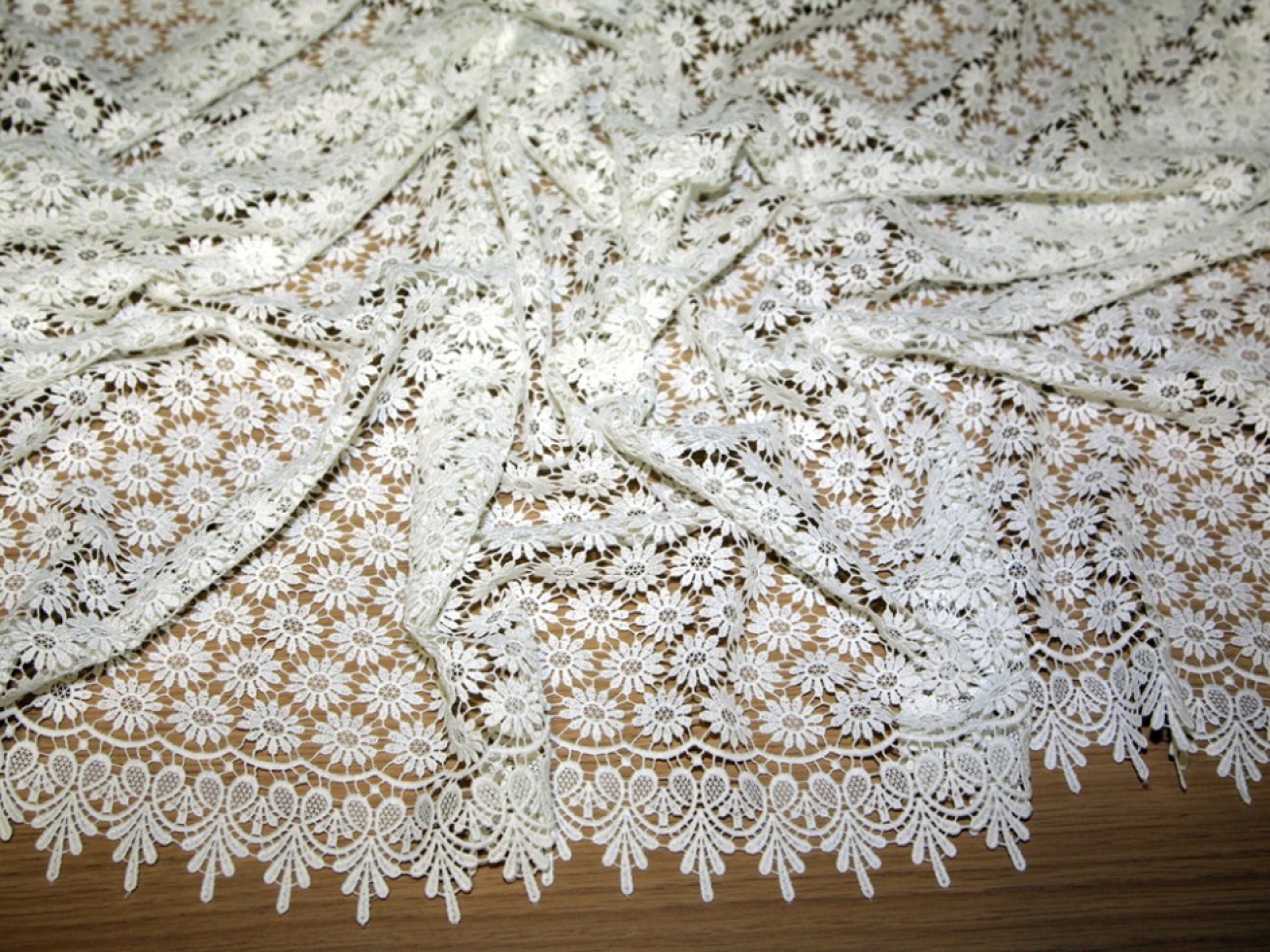 Limar Guipure Lace Fabric Ivory