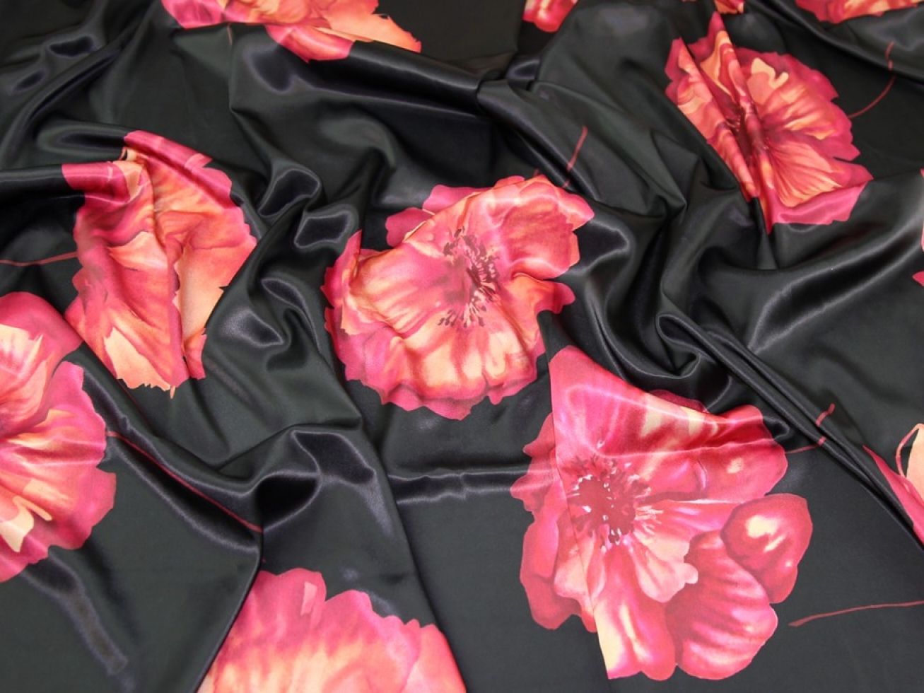 John Kaldor Santa Cruz Stretch Woven Satin Fabric Black