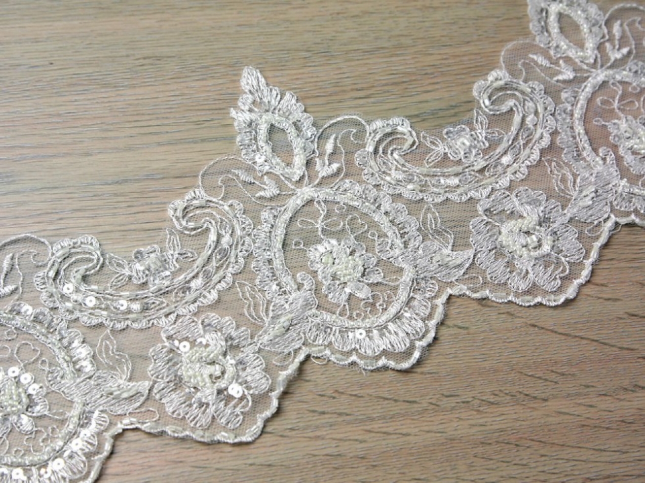 Sienna Beaded Lace Trim Ivory
