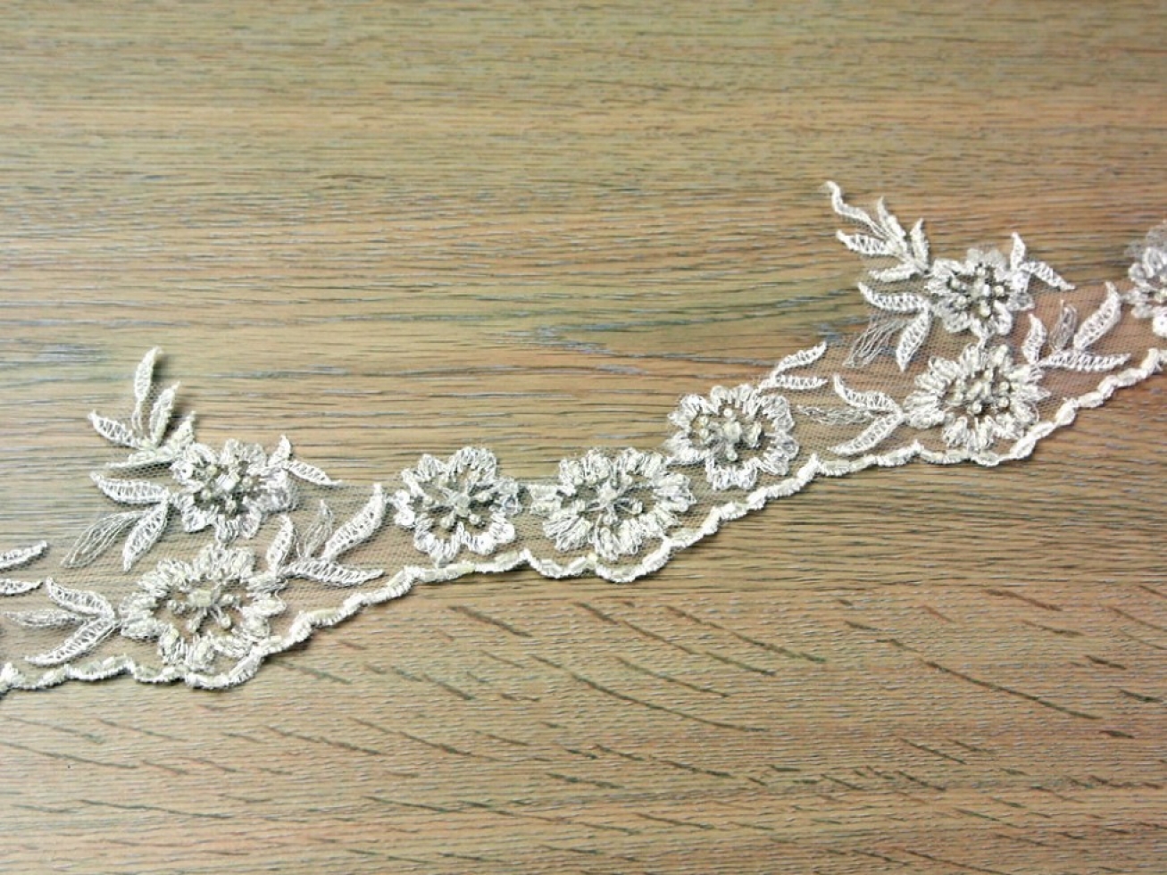 Roxanne Beaded Lace Trim Porcelain