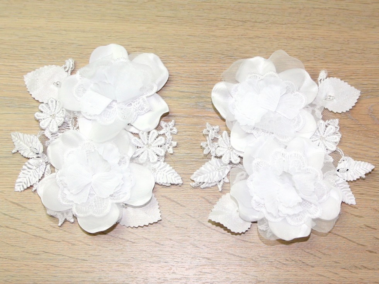 Julianne Appliques White