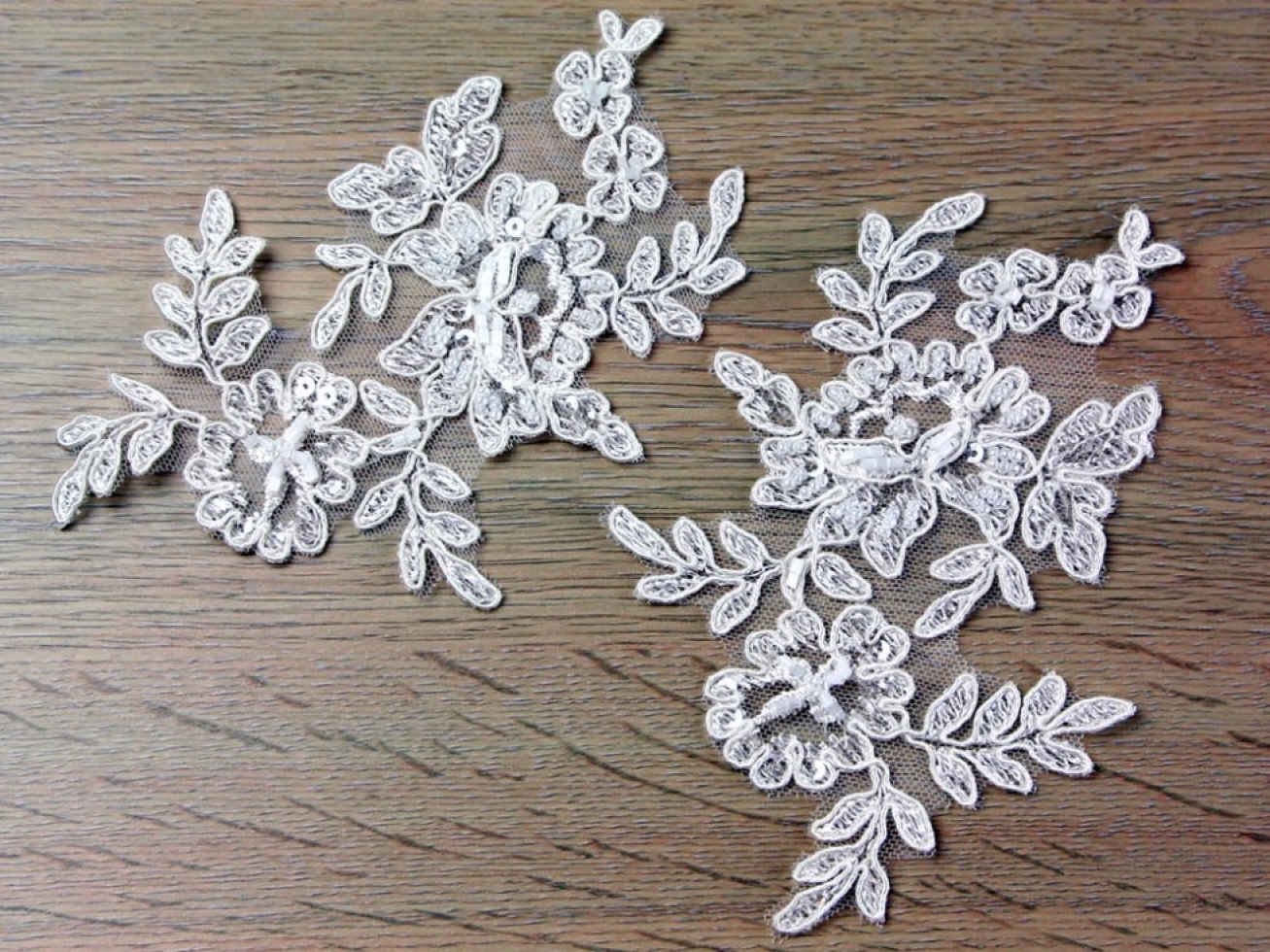 Naomi Appliques Ivory