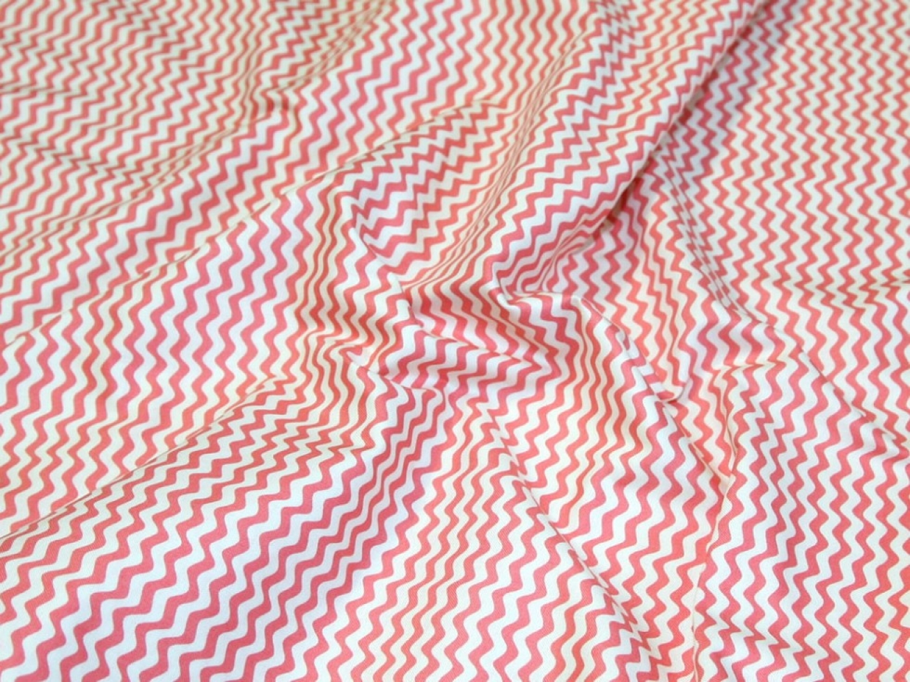Camelot Fabrics 100% Cotton Poplin Fabric Pink