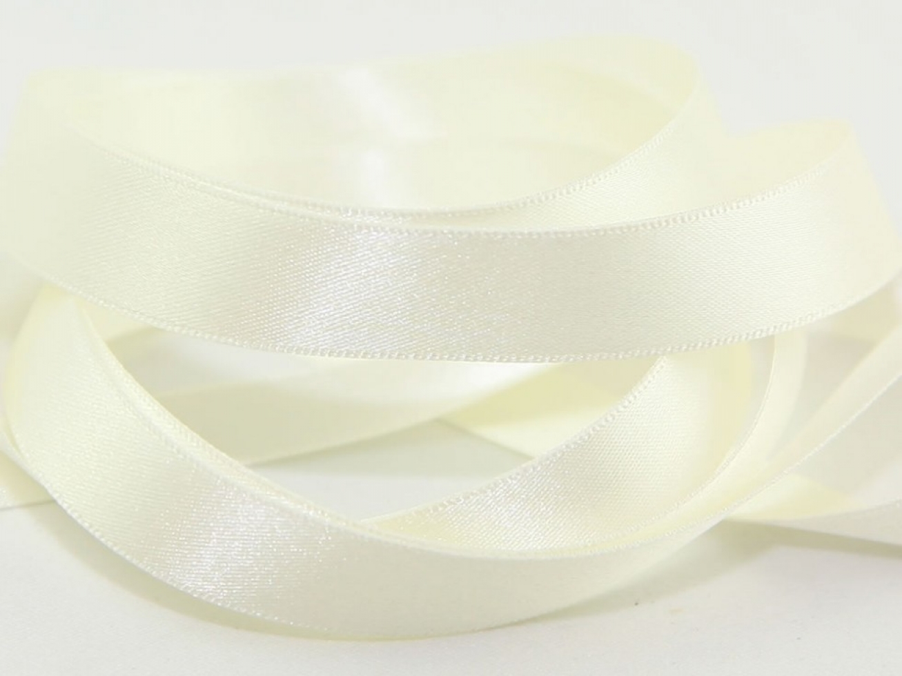 Berisfords Double Faced Satin Ribbon 419 Bridal White