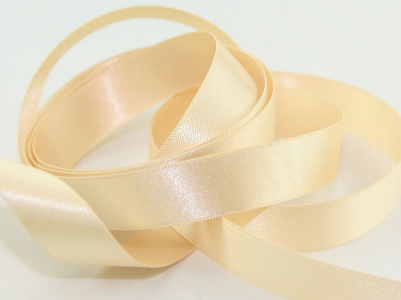 Berisfords Double Faced Satin Ribbon 50 Cream