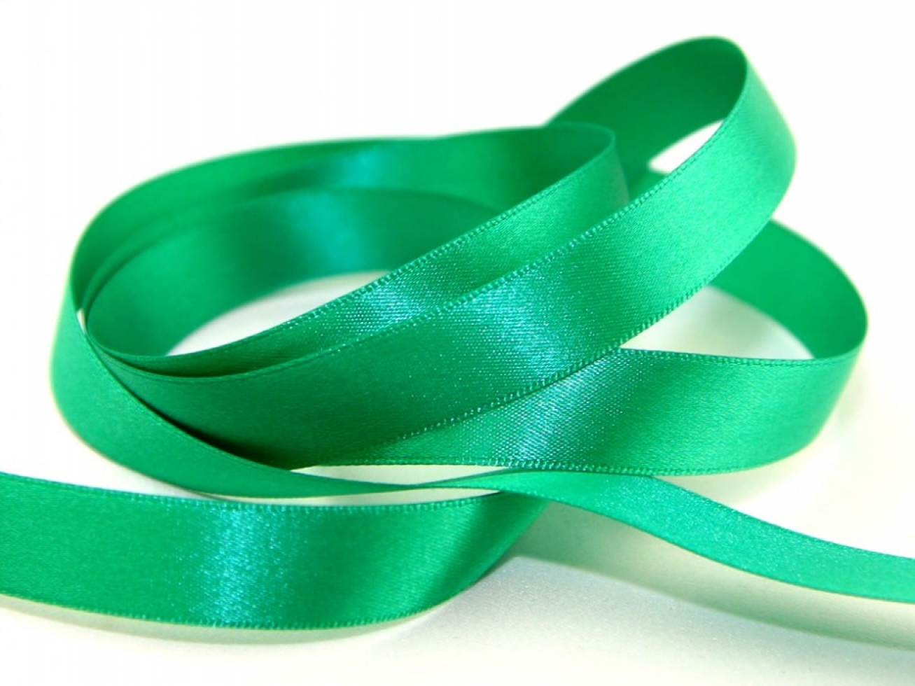 Berisfords Double Faced Satin Ribbon 675 Parakeet