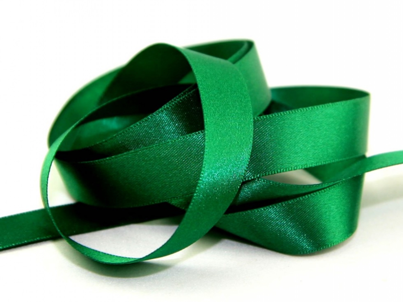 Berisfords Double Faced Satin Ribbon 24 Bottle