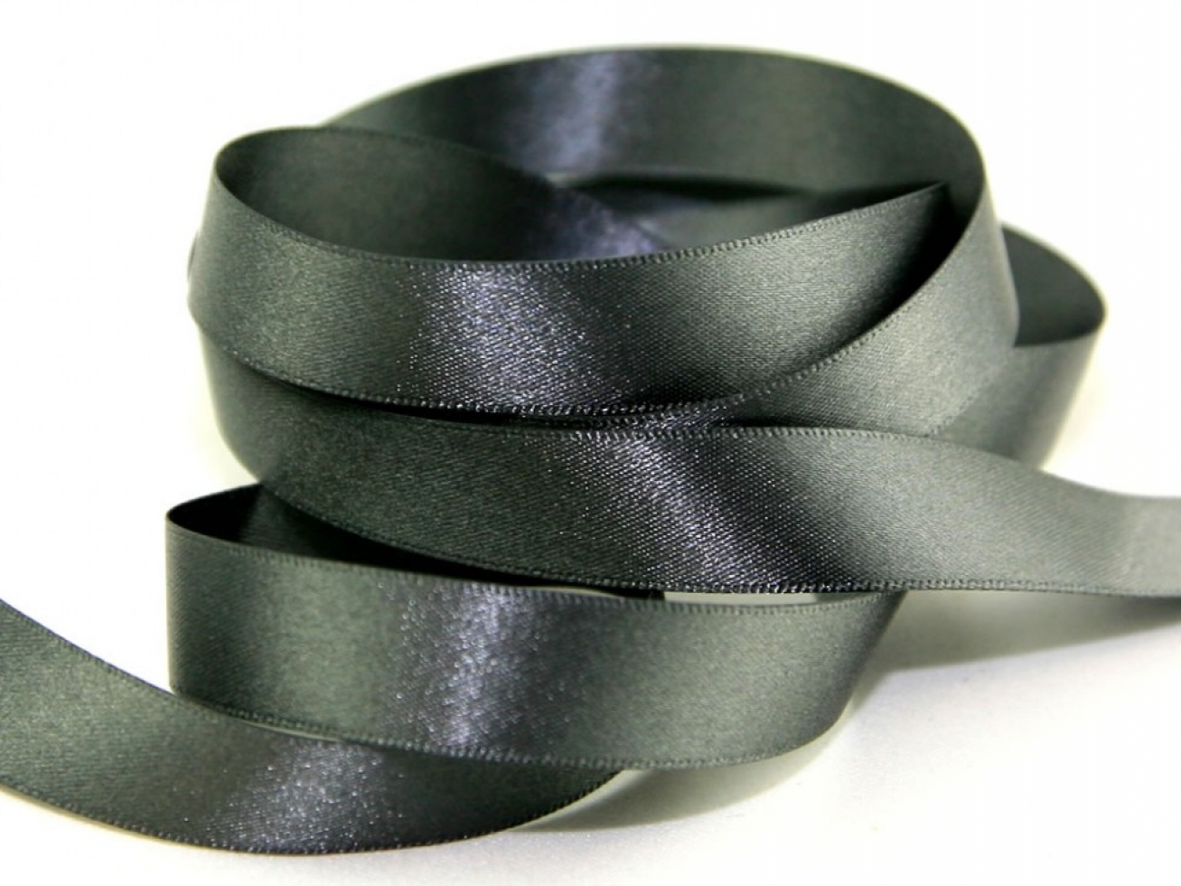 Berisfords Double Faced Satin Ribbon 669 Smoked Grey