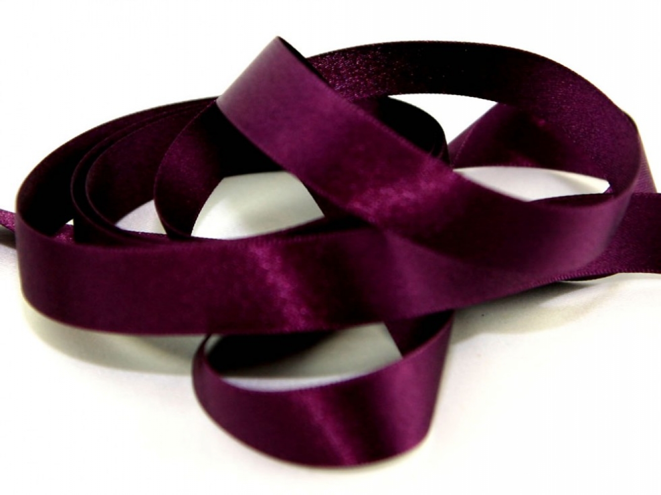 Berisfords Double Faced Satin Ribbon 49 Plum