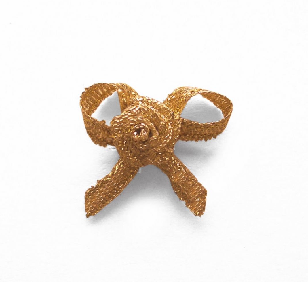 Berisfords Ribbon Rose Centred Bows 200 Gold