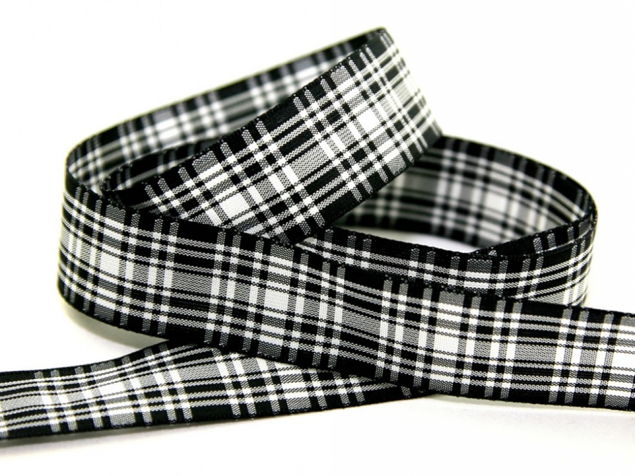 Berisfords Woven Tartan Ribbon 6 Menzies