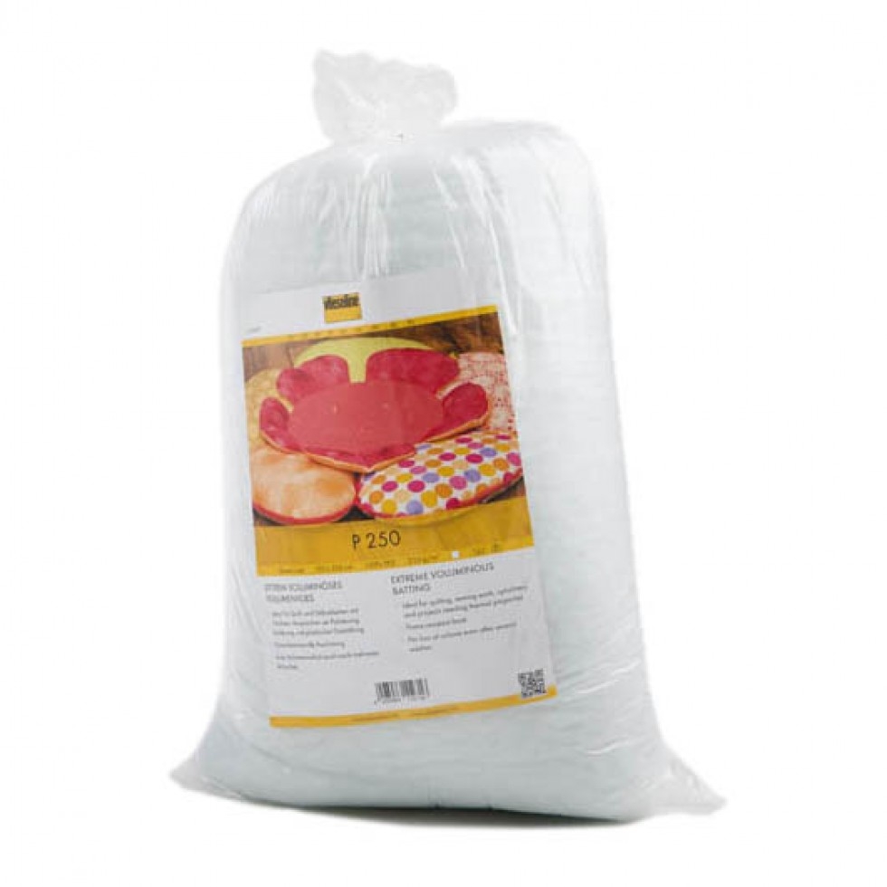 Vilene Vlieseline P250 Extra Voluminous Batting Wadding Ivory