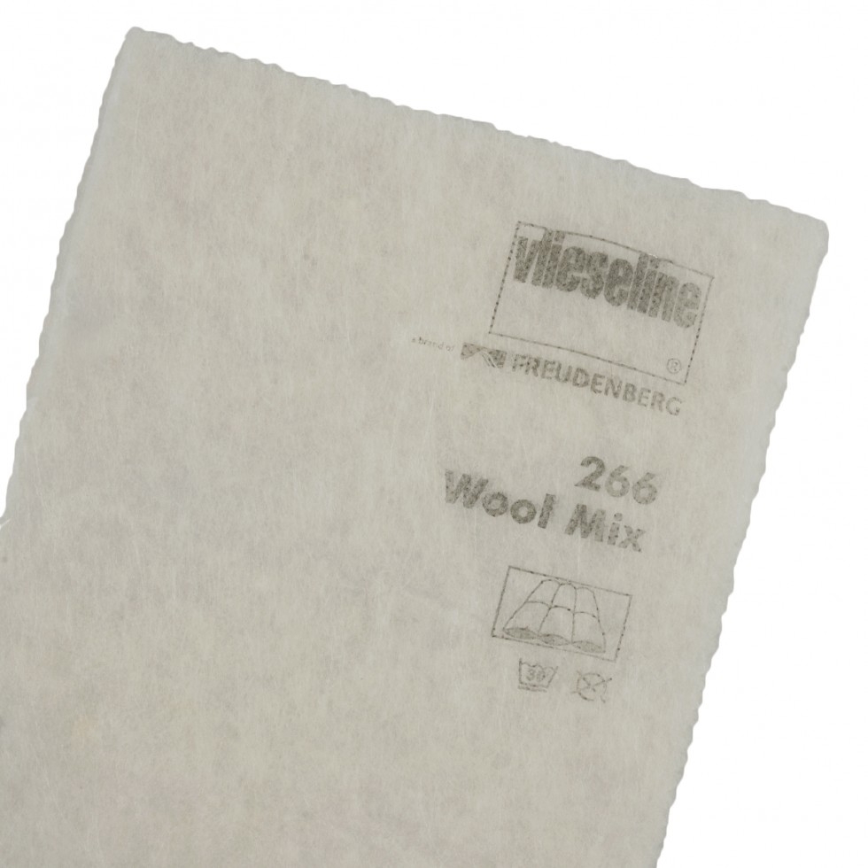 Vilene Vlieseline 266 Wool Mix Batting Wadding Ivory