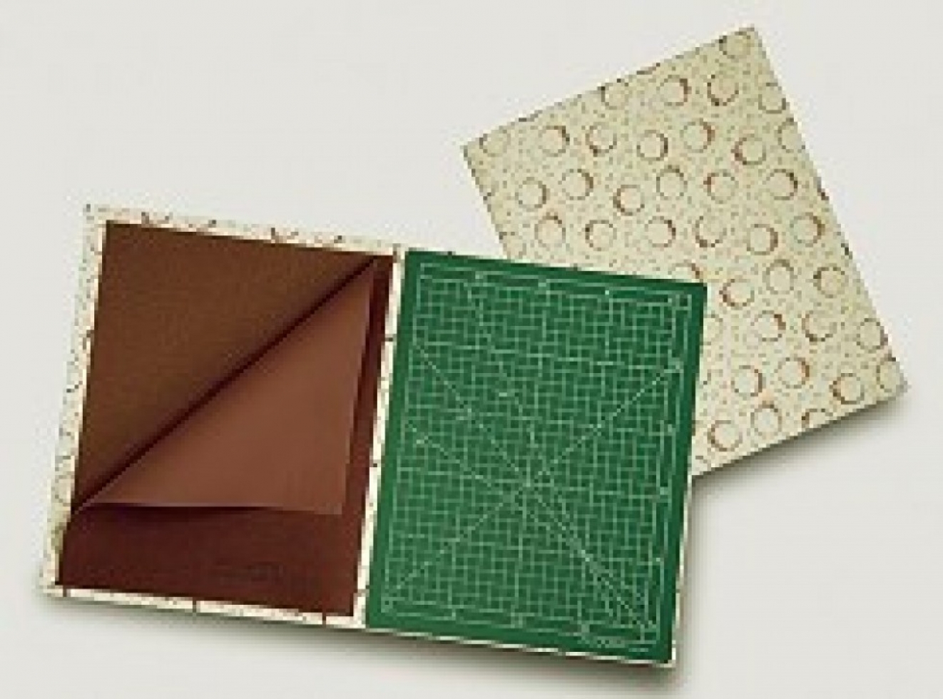 Clover Patchwork Quilting Board