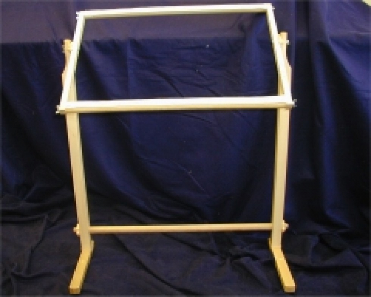 Elbesee Floorstanding Tapestry Roller Frame