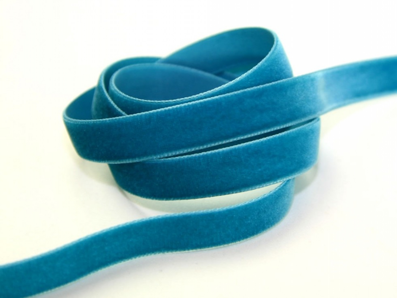 Berisfords Velvet Ribbon Mini Roll 9654 Petrol