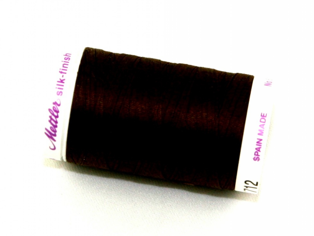 Mettler No 50 Silk Finish Quilting Thread 712 Apple Seed