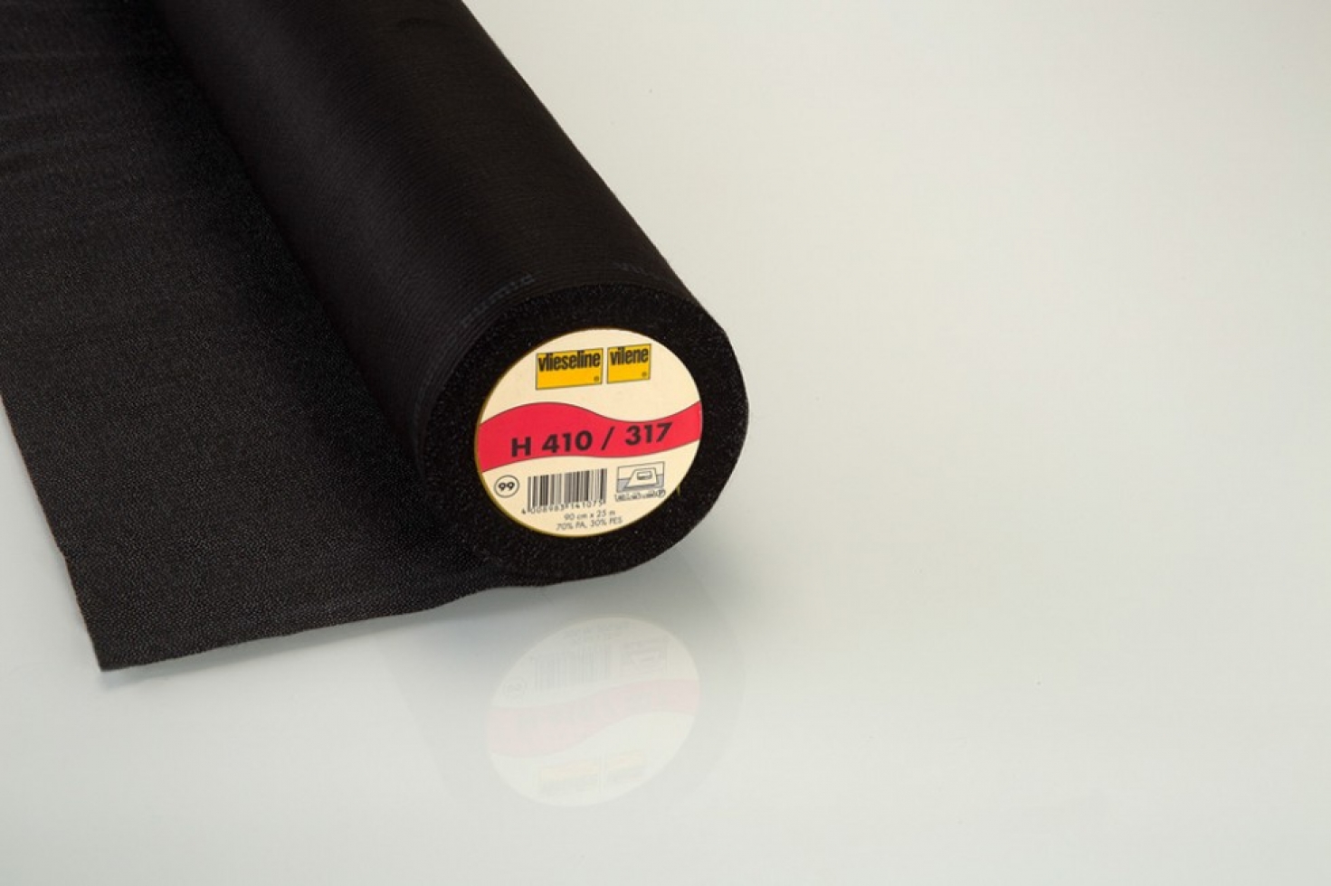 Vilene Vlieseline H410 Vertical Threads Interfacing Black