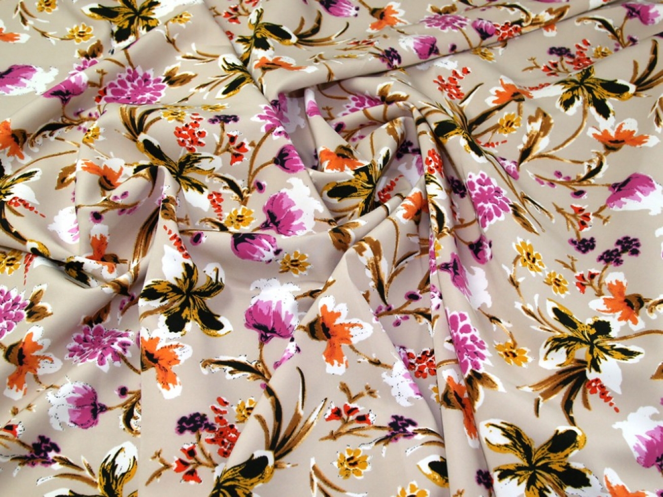 Stretch Woven Suiting Fabric Cream