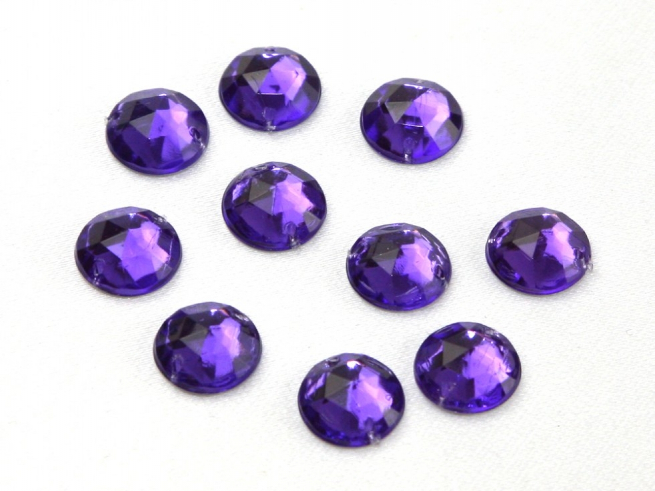 Round Acrylic Jewels Purple