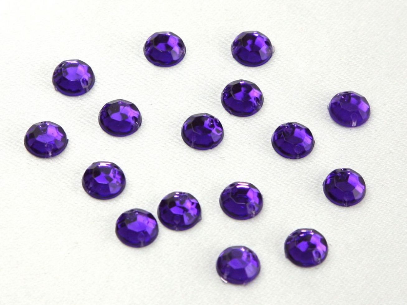 Round Acrylic Jewels Purple
