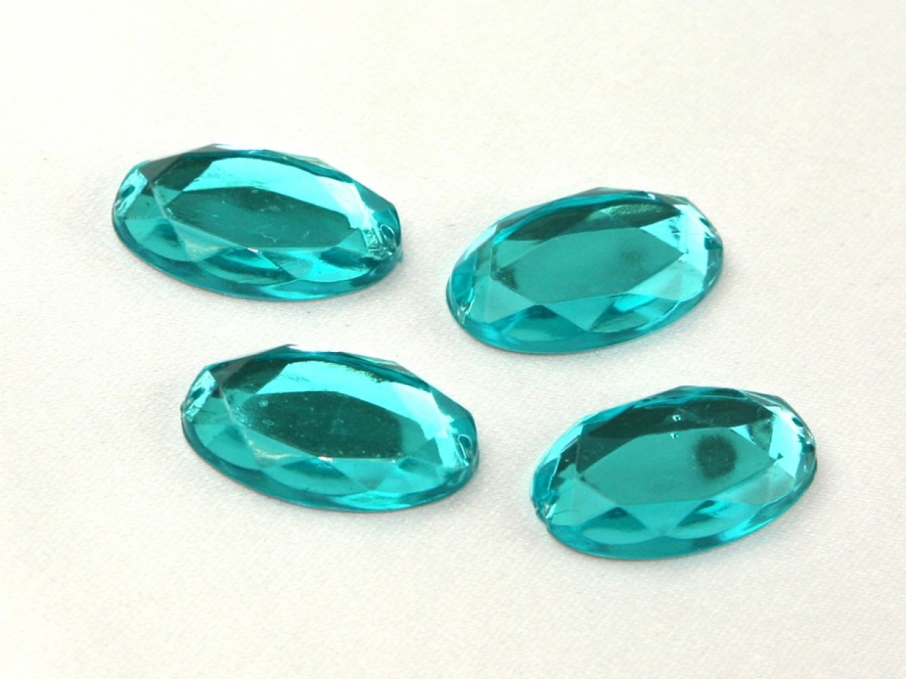 Oval Acrylic Jewels Turquoise Blue