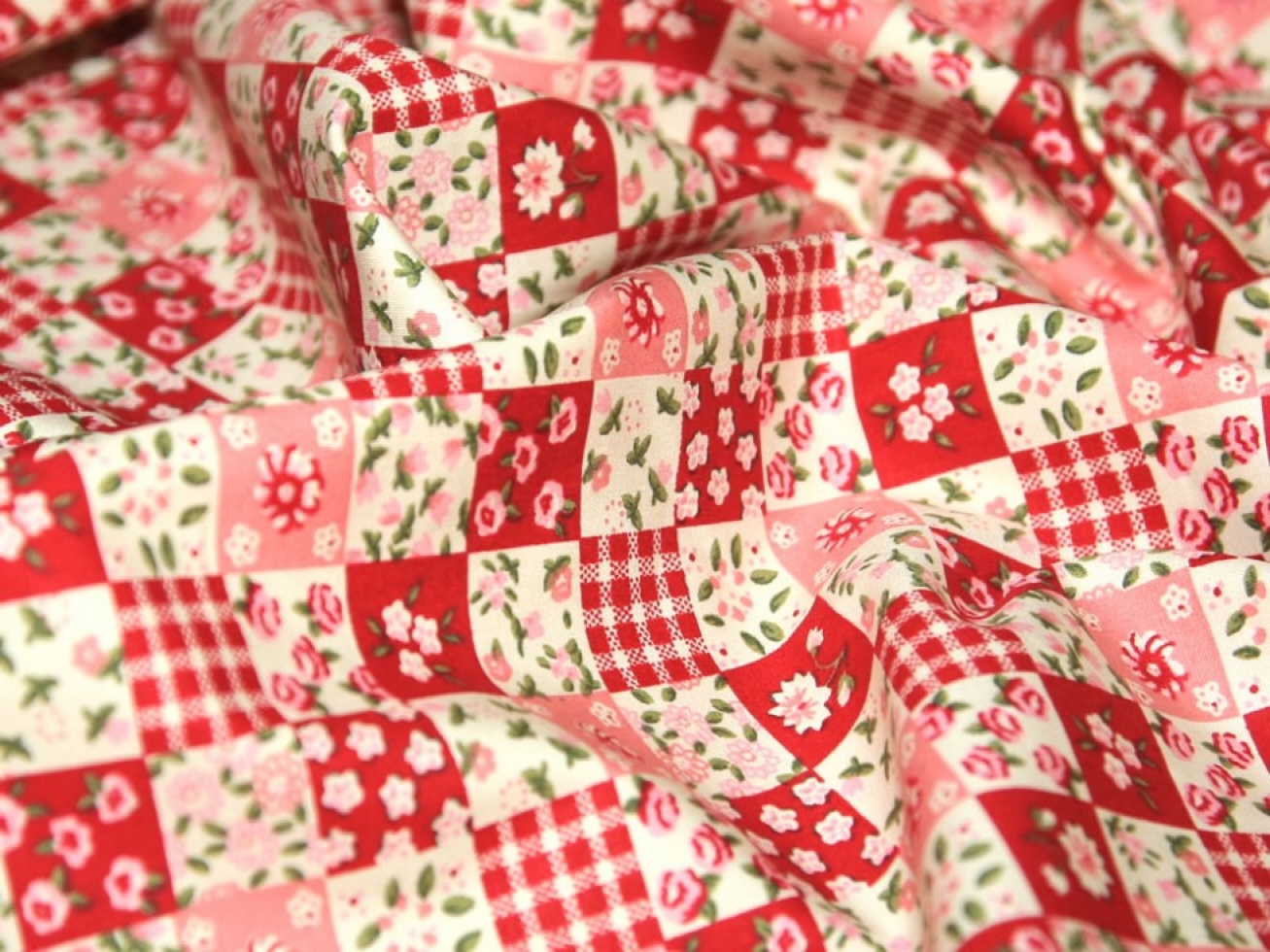 Rose & Hubble 100% Cotton Poplin Fabric Pink