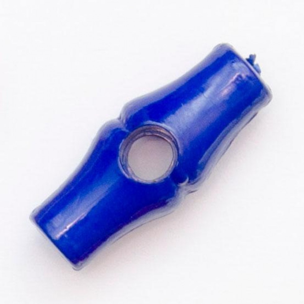 Plastic Toggle Buttons Royal Blue