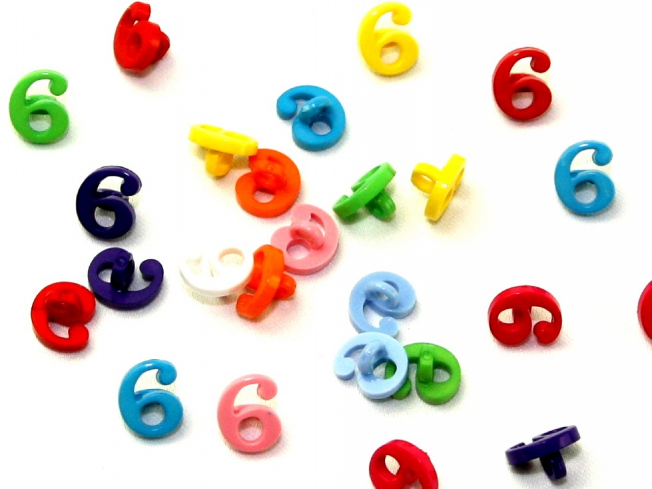 Dill Alphabet Number Buttons Assorted Colours Number 6