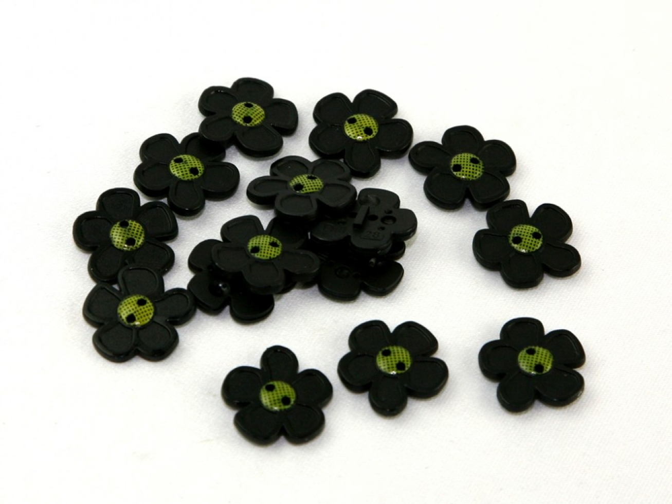 Dill Flower Buttons Black