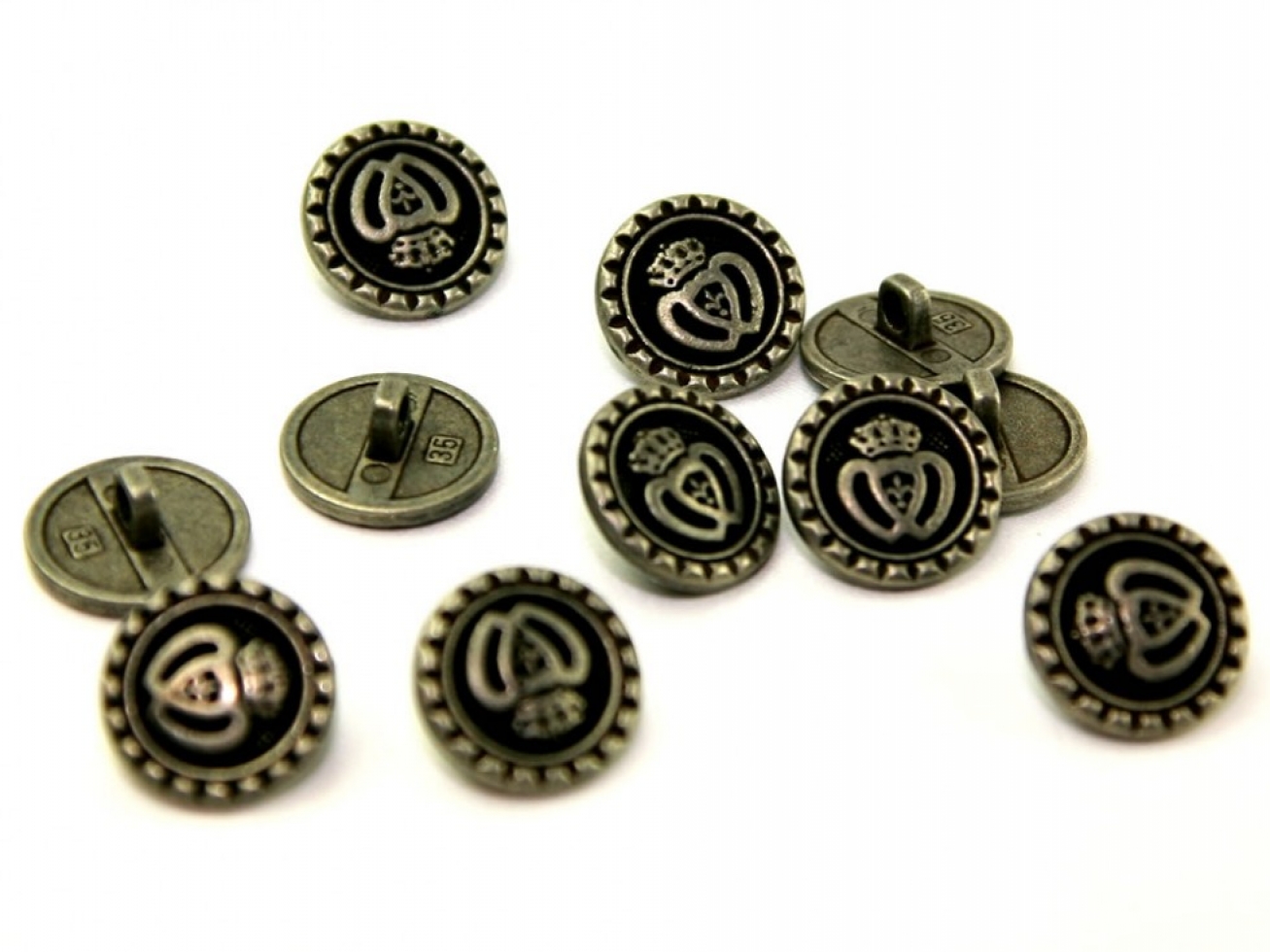 Dill Metal Heart Buttons Antique Silver