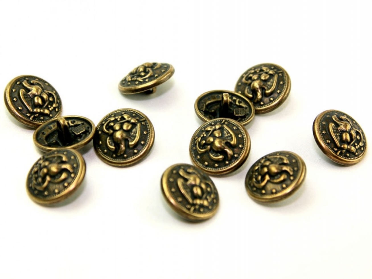 Dill Metal Eagle Buttons Antique Gold