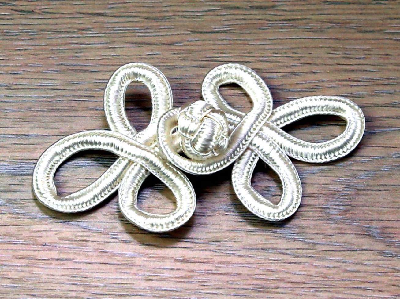 Chinese Button Frog Fasteners Ivory