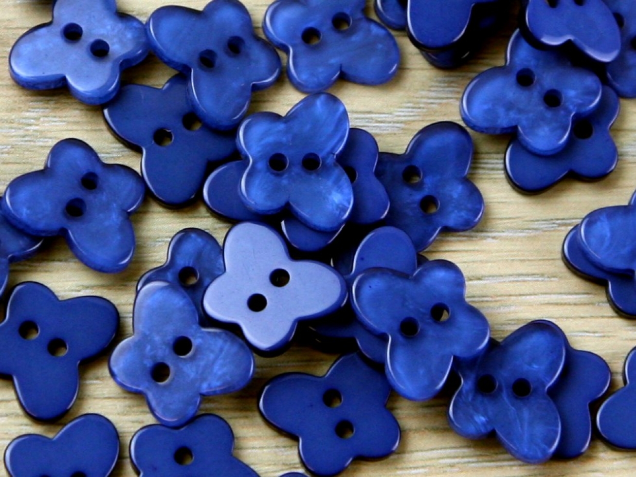 Trimits Pearlised Butterfly Buttons Dark Blue