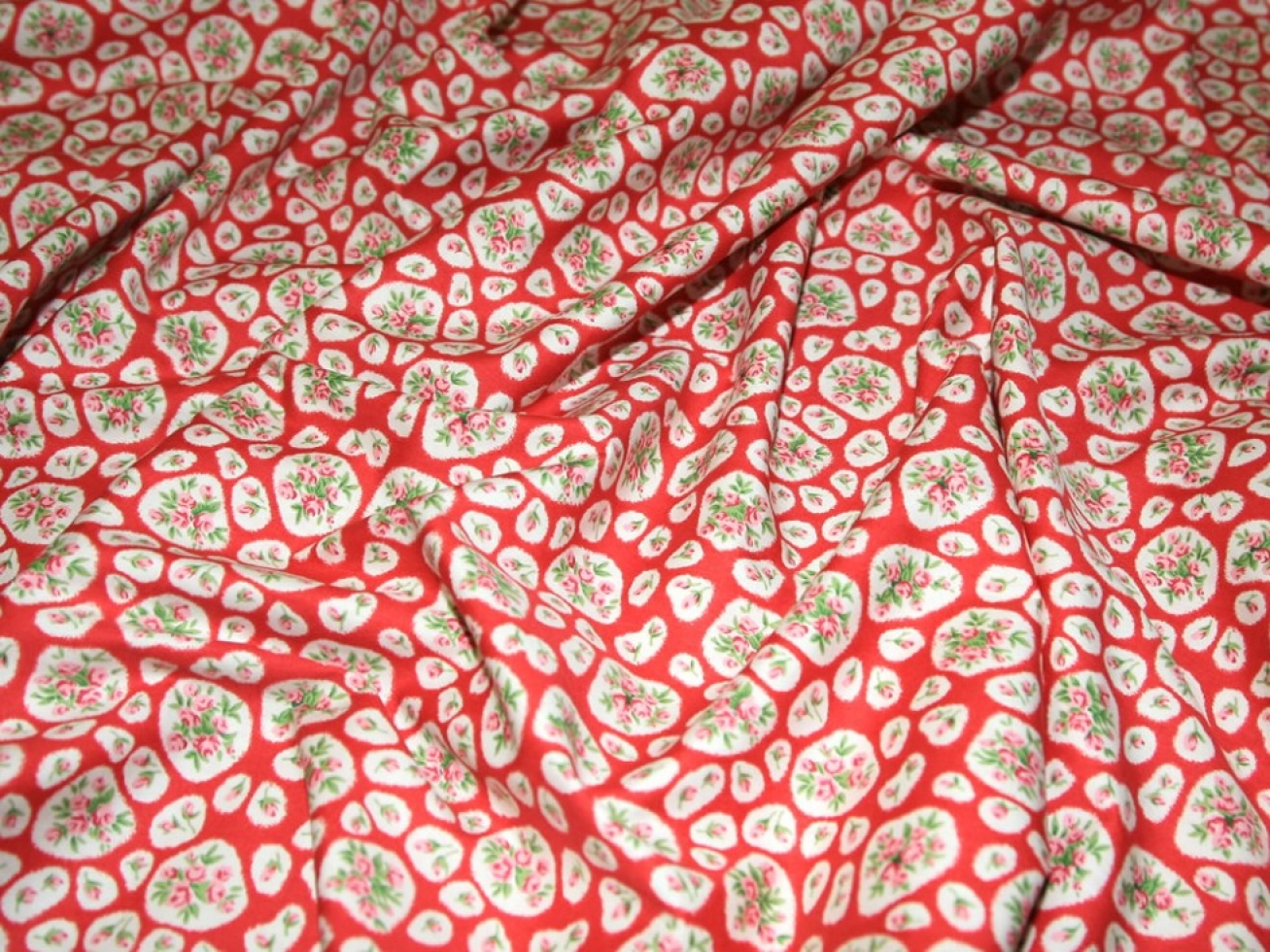 100% Cotton Poplin Fabric Raspberry