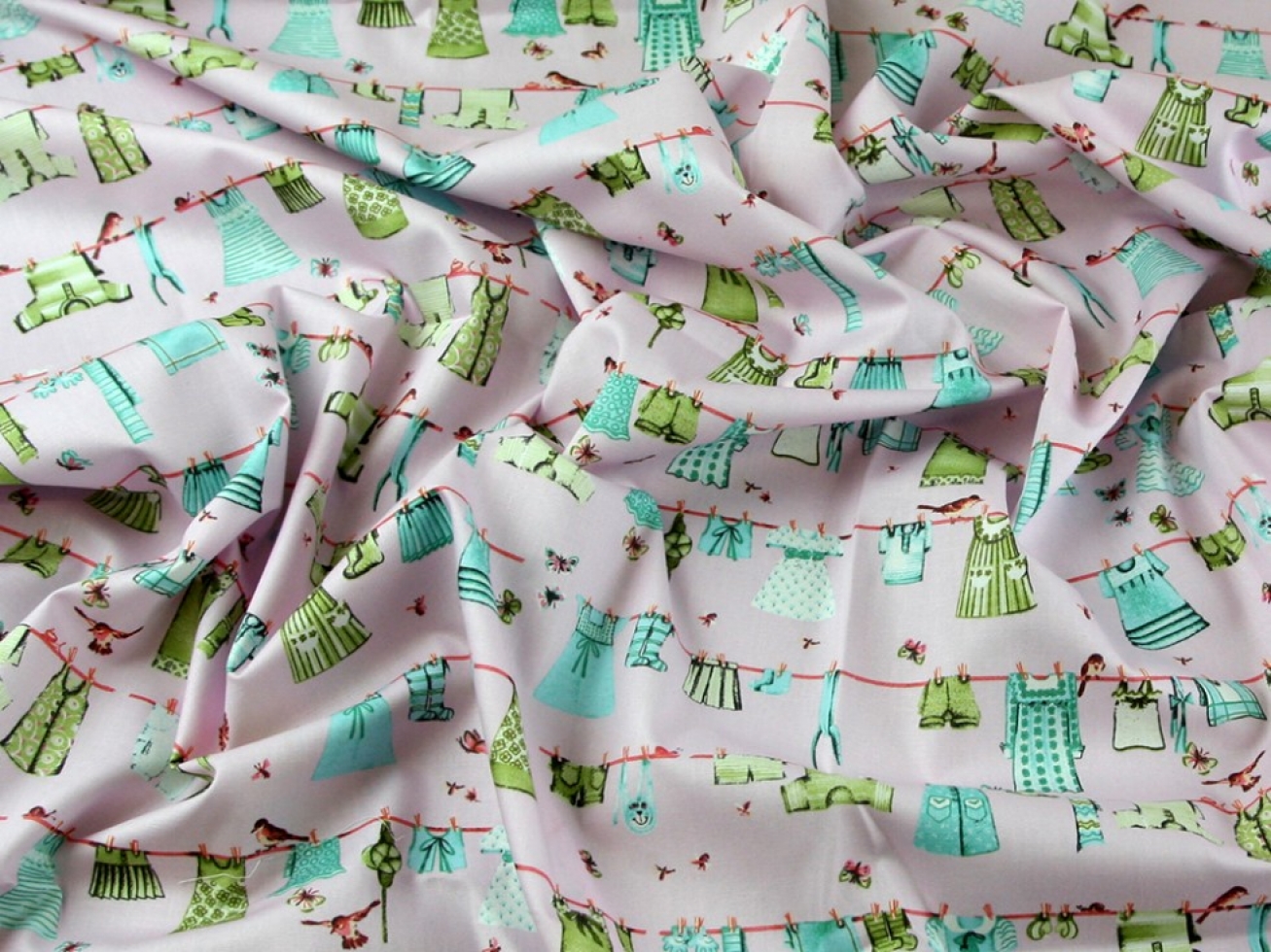 100% Cotton Poplin Fabric Pink