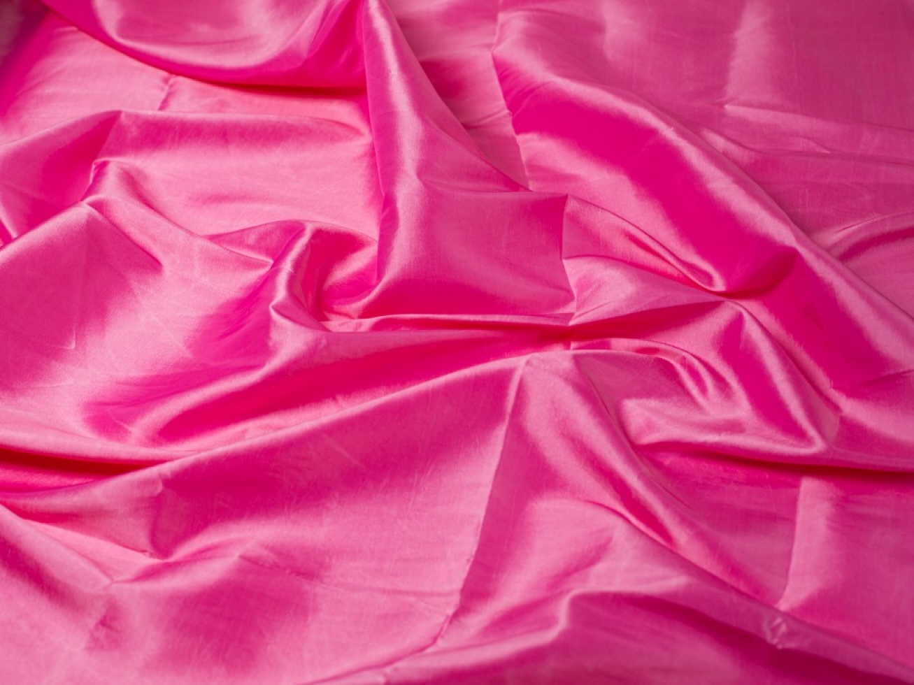 Minerva Core Range Two Tone Shot Taffeta Fabric Bright Pink