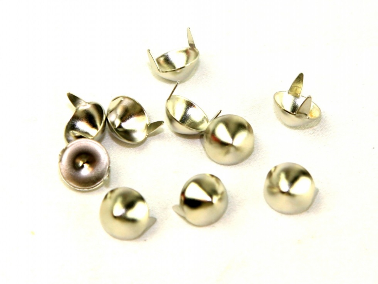Cone Metal Studs Silver