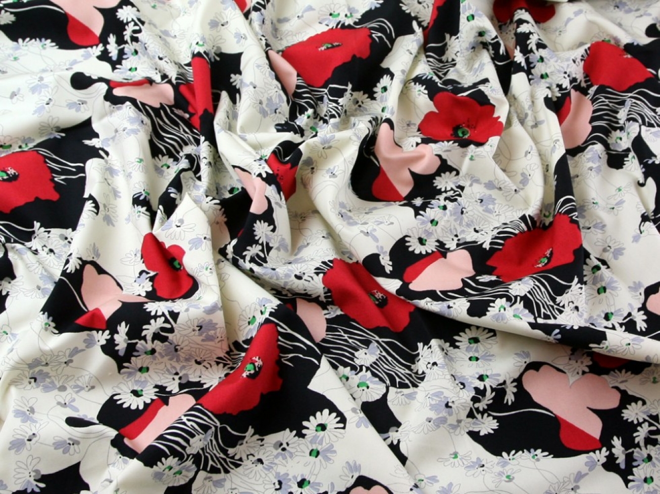 100% Cotton Poplin Fabric Black Cream Red