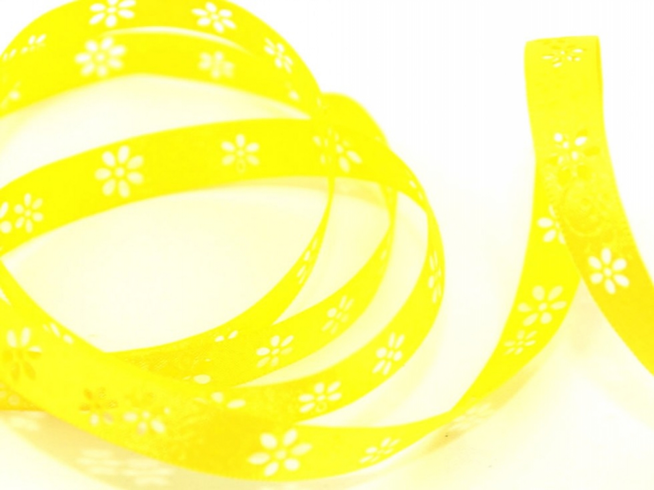 Daisy Satin Ribbon Yellow
