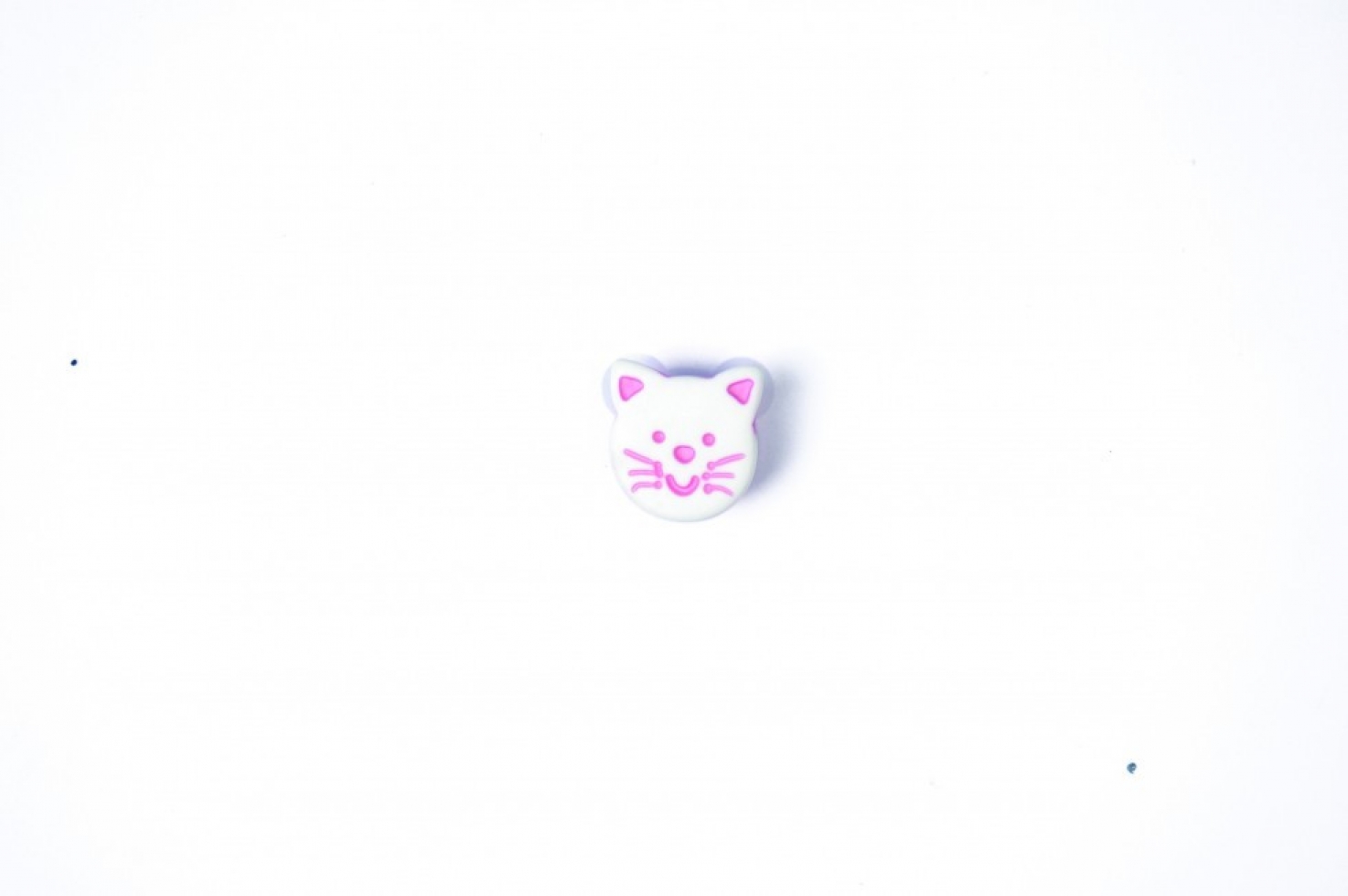 Crendon Kitty Face Plastic Buttons White & Light Blue
