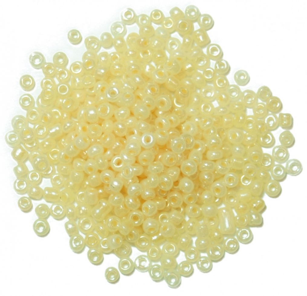 Craft Factory Glass Seed Beads Pastel Lemon