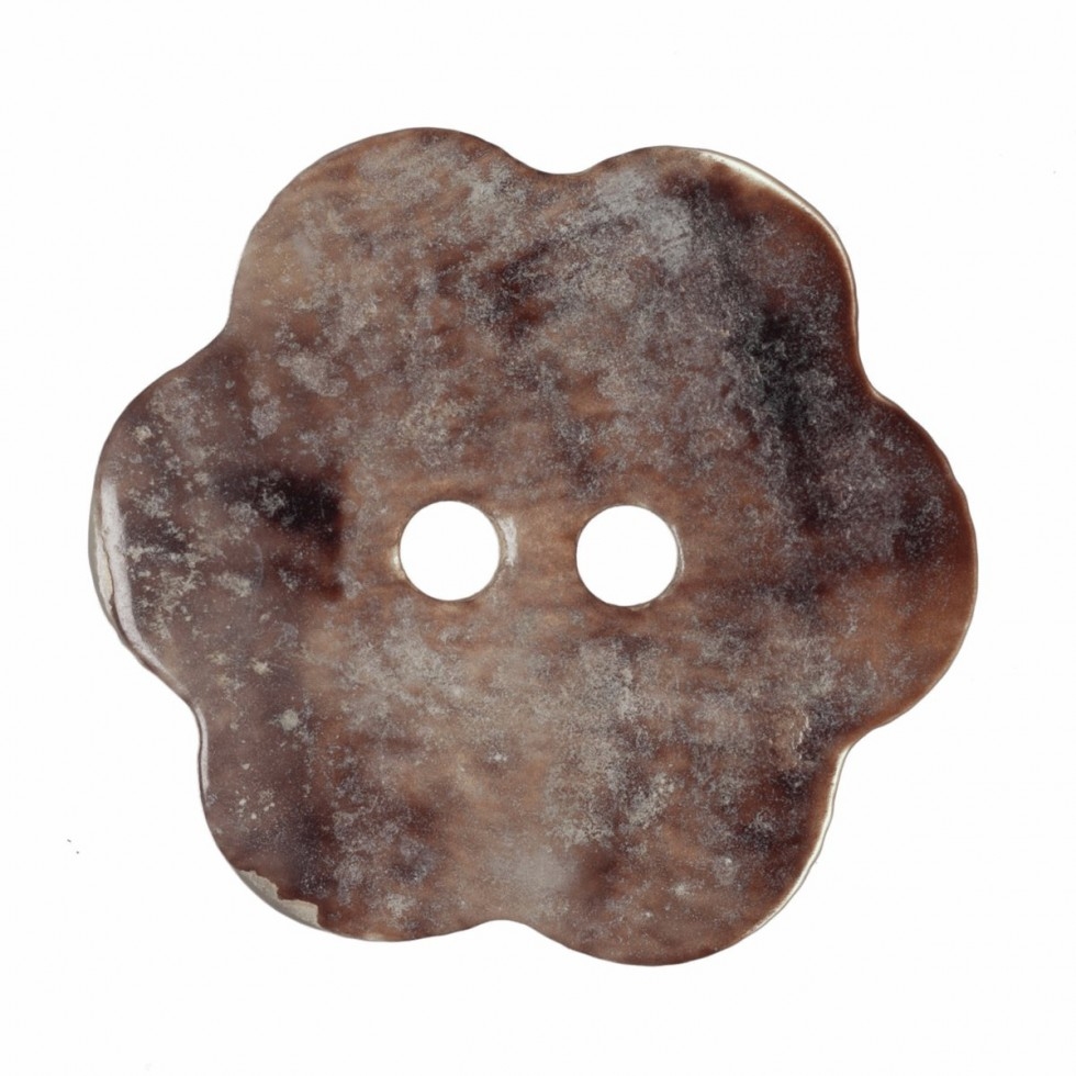 Hemline Flower Shell Buttons Cream