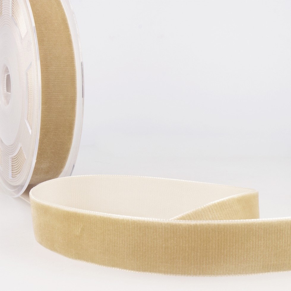 Stephanoise Velvet Ribbon Beige