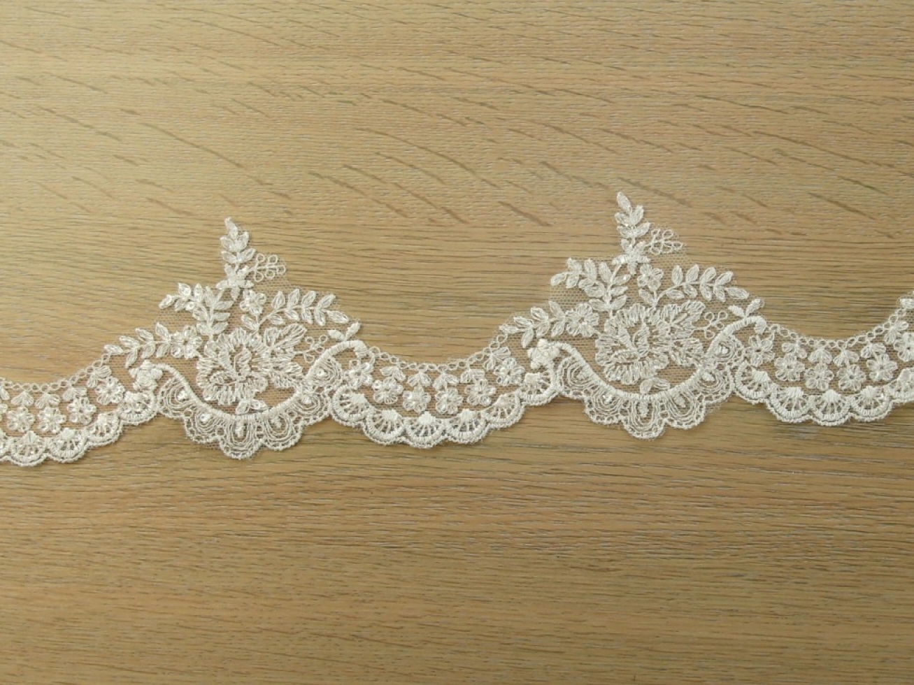 Beaded Lace Trim Ivory