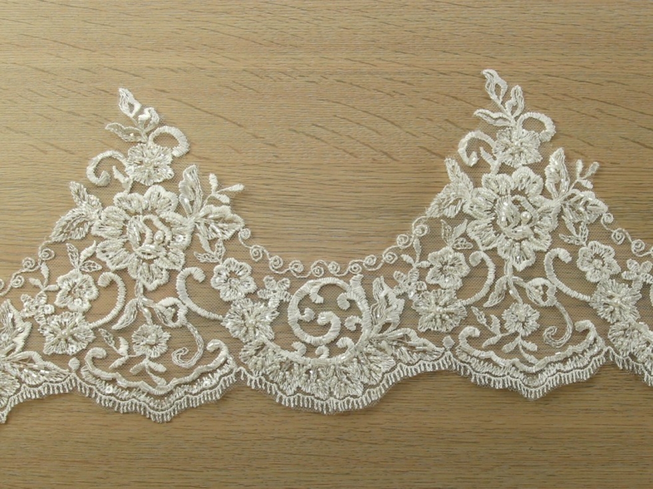 Beaded Lace Trim Ivory